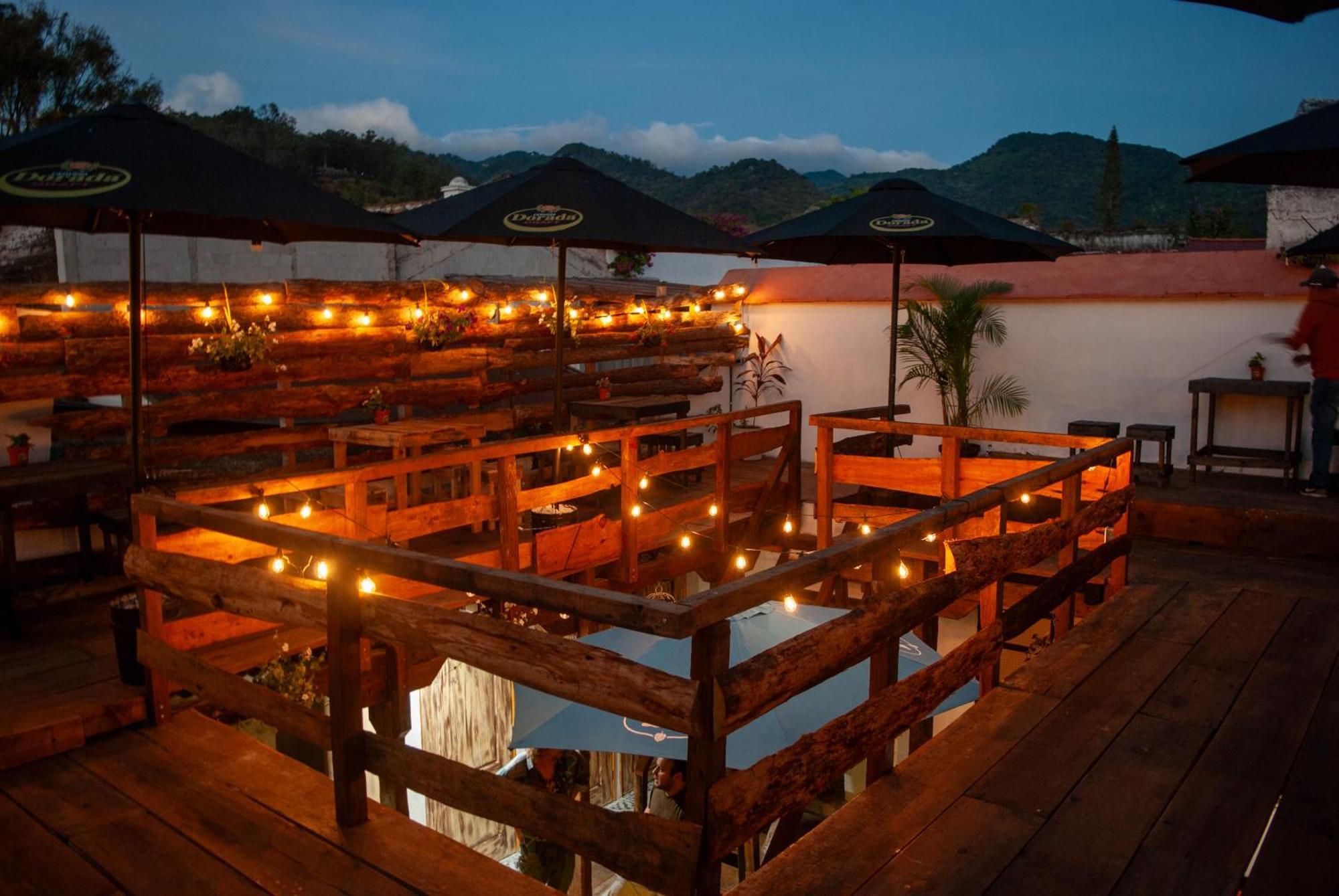 Kamazoztz Hostel And Travel Antigua Exteriér fotografie