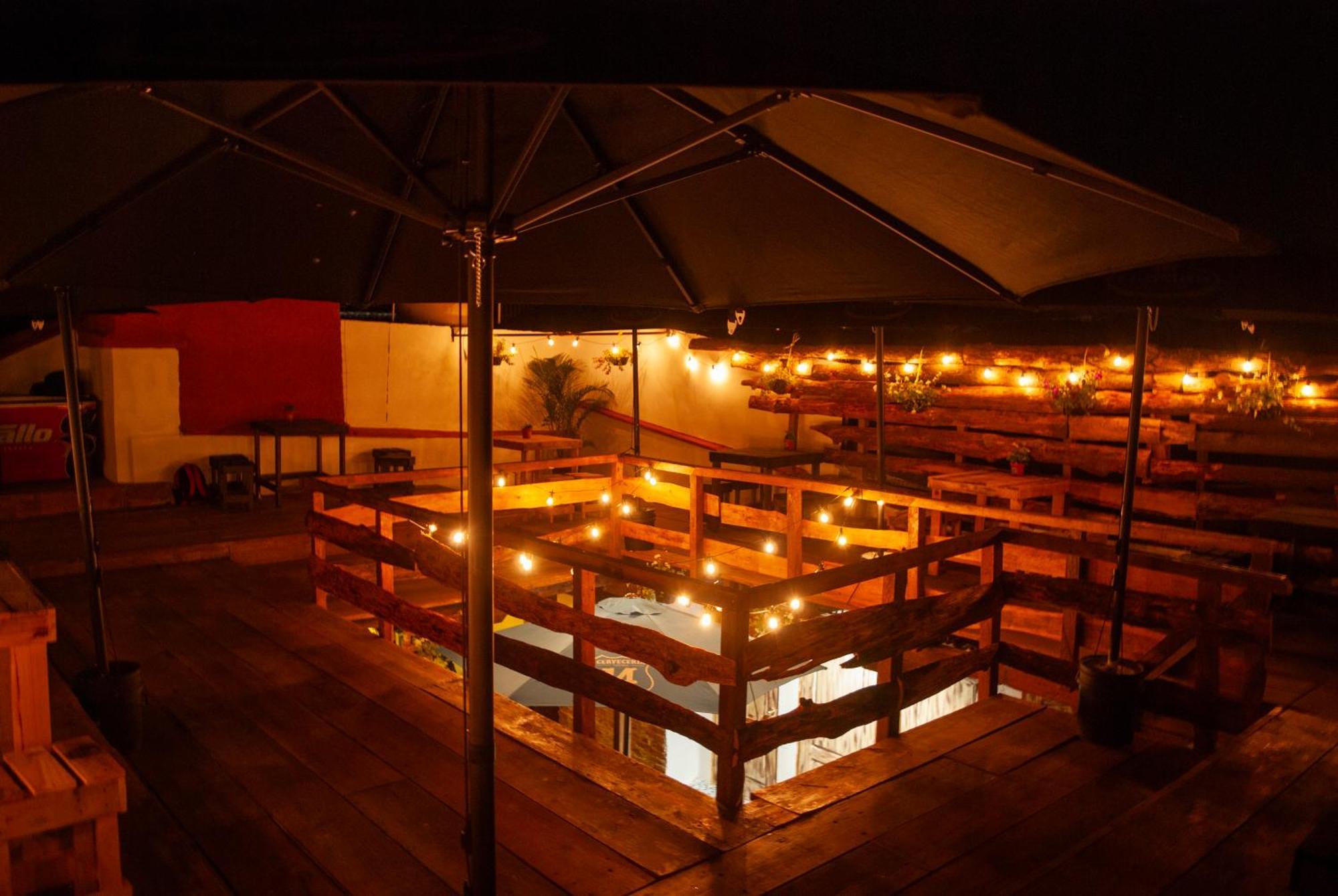 Kamazoztz Hostel And Travel Antigua Exteriér fotografie