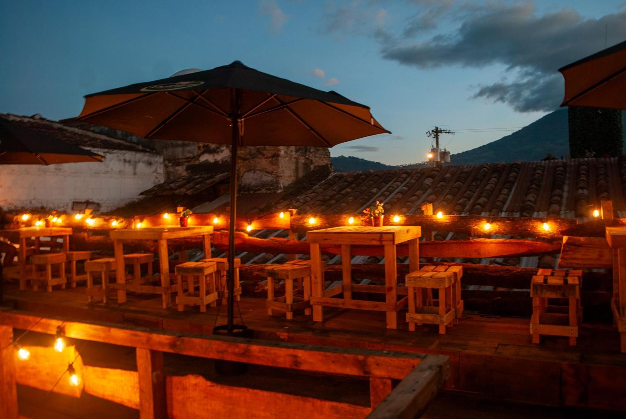 Kamazoztz Hostel And Travel Antigua Exteriér fotografie