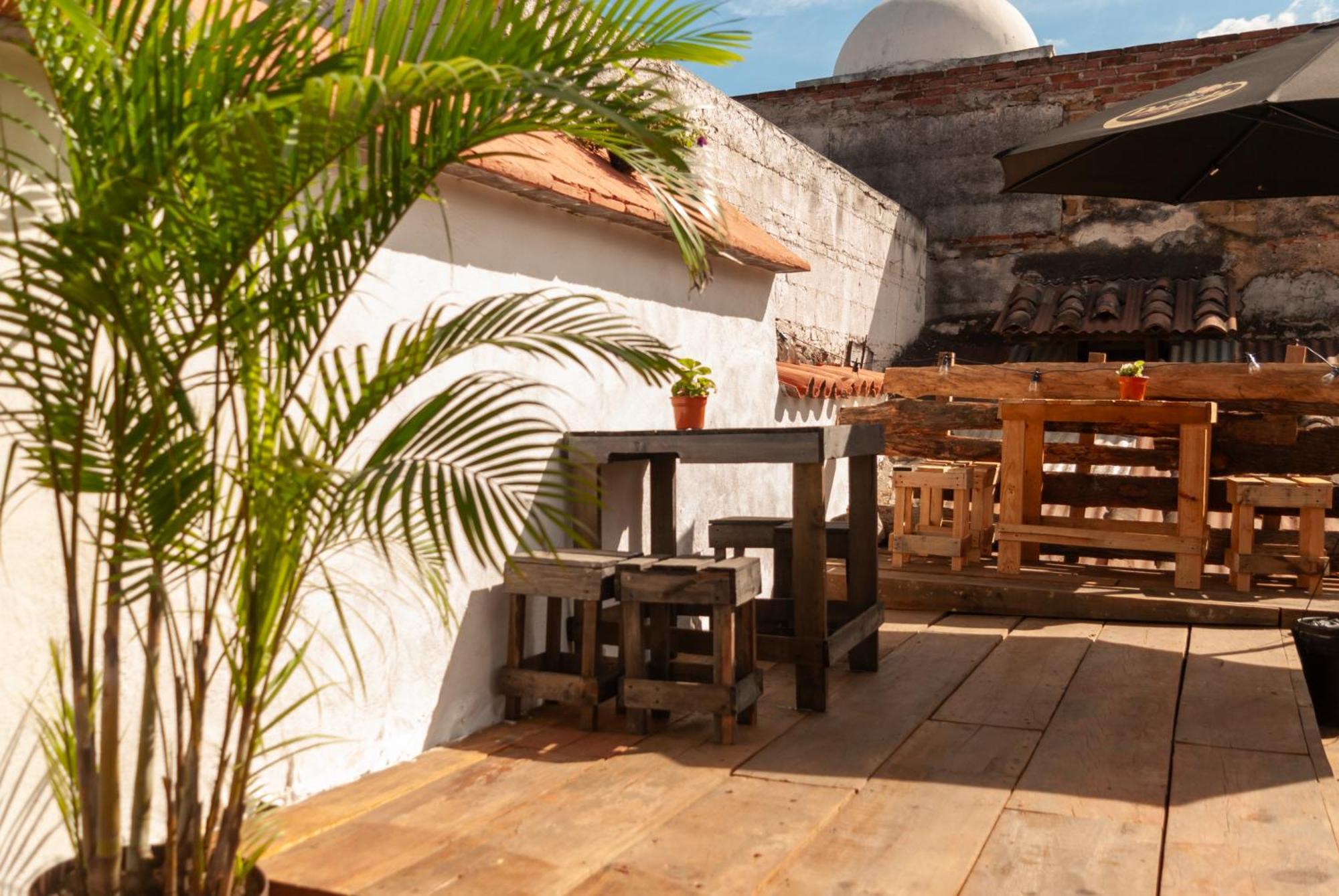 Kamazoztz Hostel And Travel Antigua Exteriér fotografie