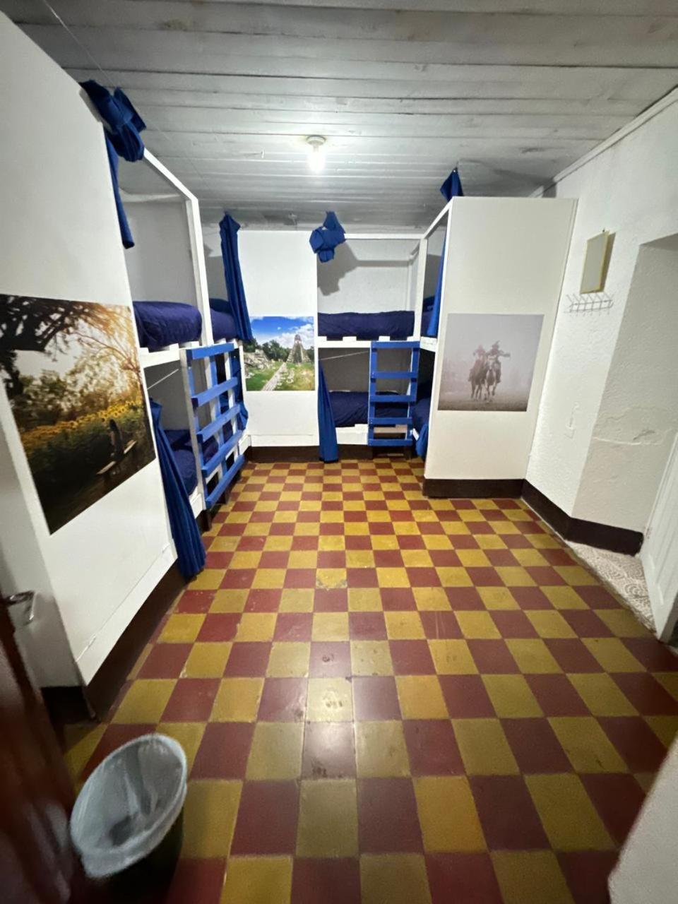Kamazoztz Hostel And Travel Antigua Exteriér fotografie